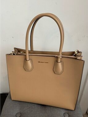 MICHAEL KORS Tan Leather NWOT Satchel Handbag